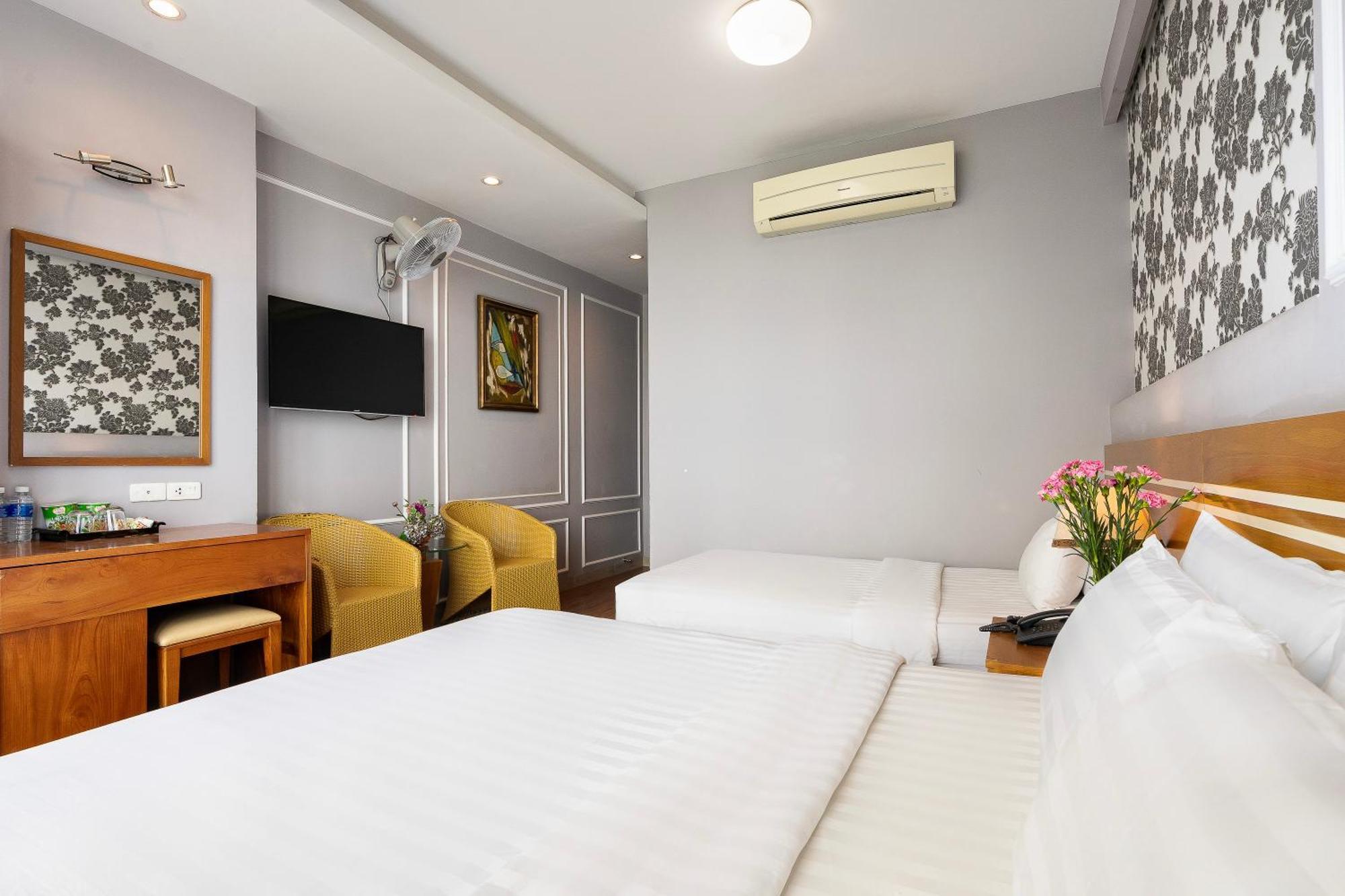 Lucky Star Hotel 266 De Tham Ho Chi Minh-stad Buitenkant foto