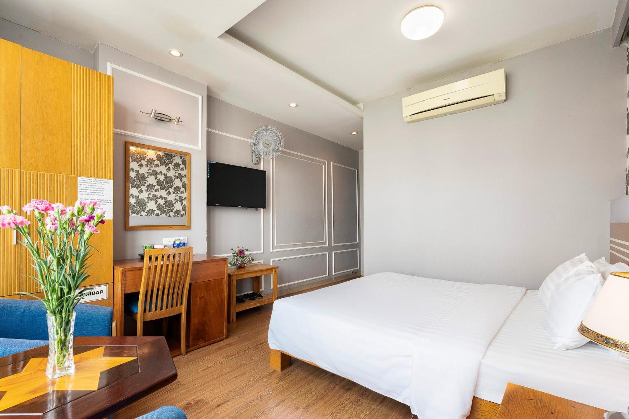 Lucky Star Hotel 266 De Tham Ho Chi Minh-stad Buitenkant foto