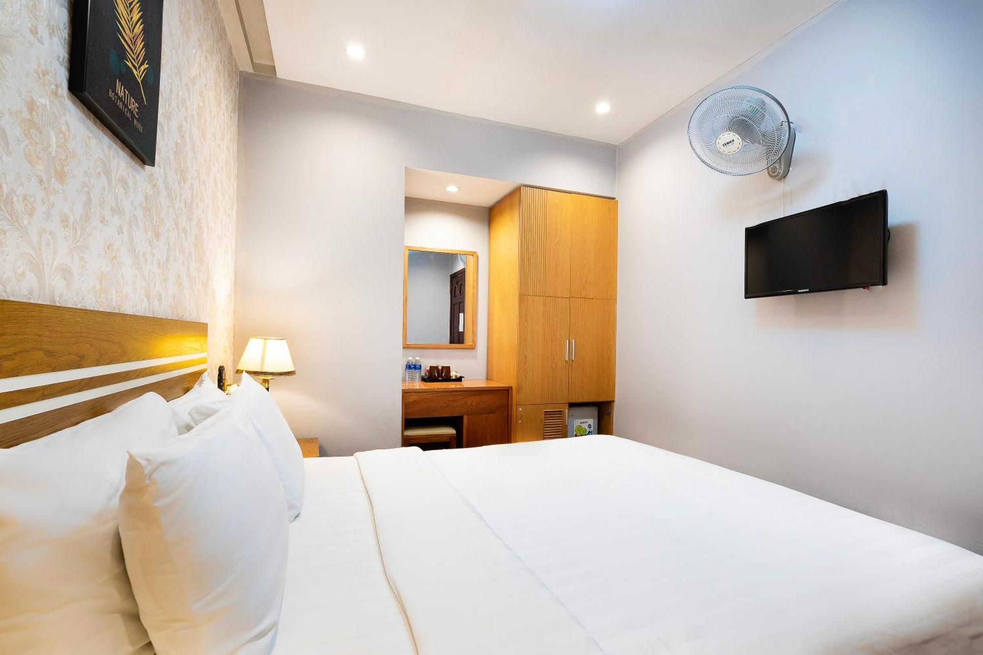 Lucky Star Hotel 266 De Tham Ho Chi Minh-stad Buitenkant foto