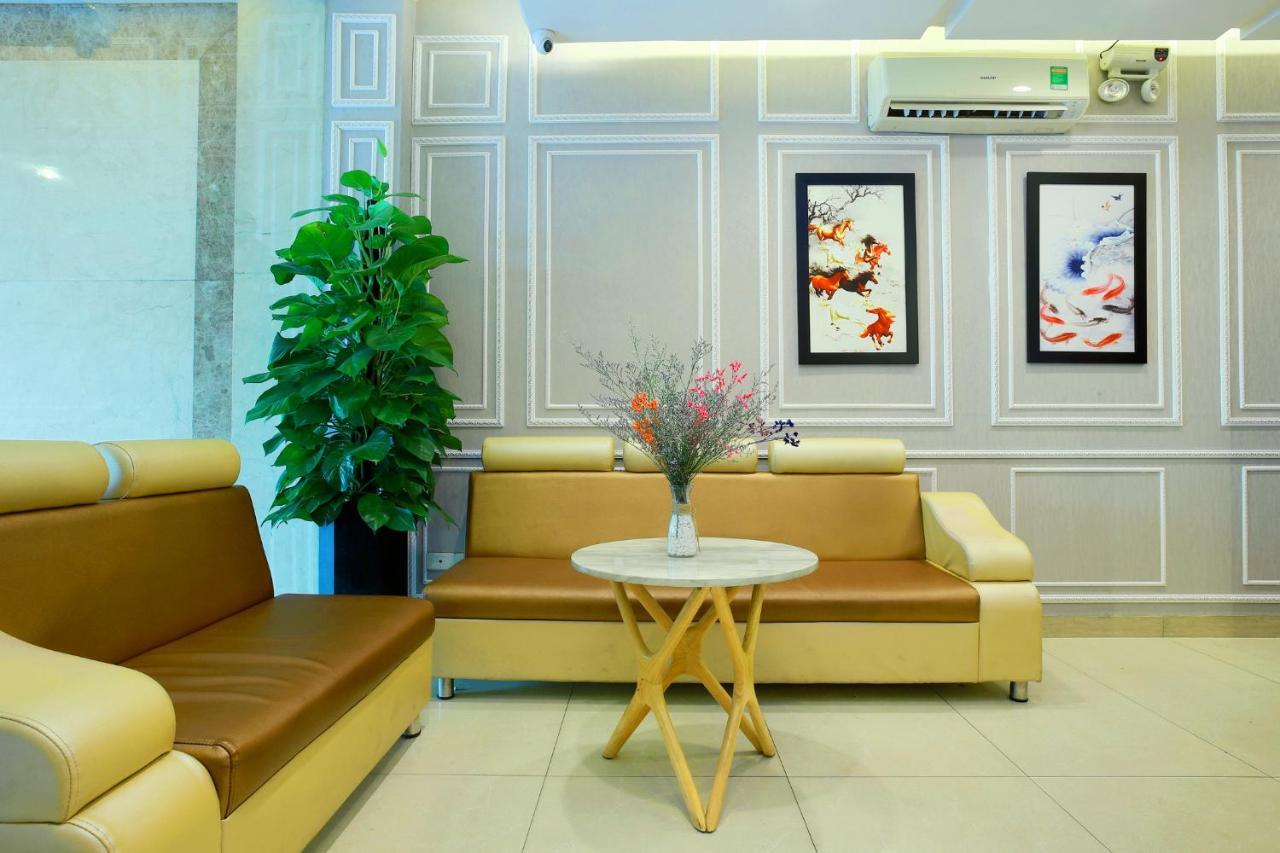 Lucky Star Hotel 266 De Tham Ho Chi Minh-stad Buitenkant foto